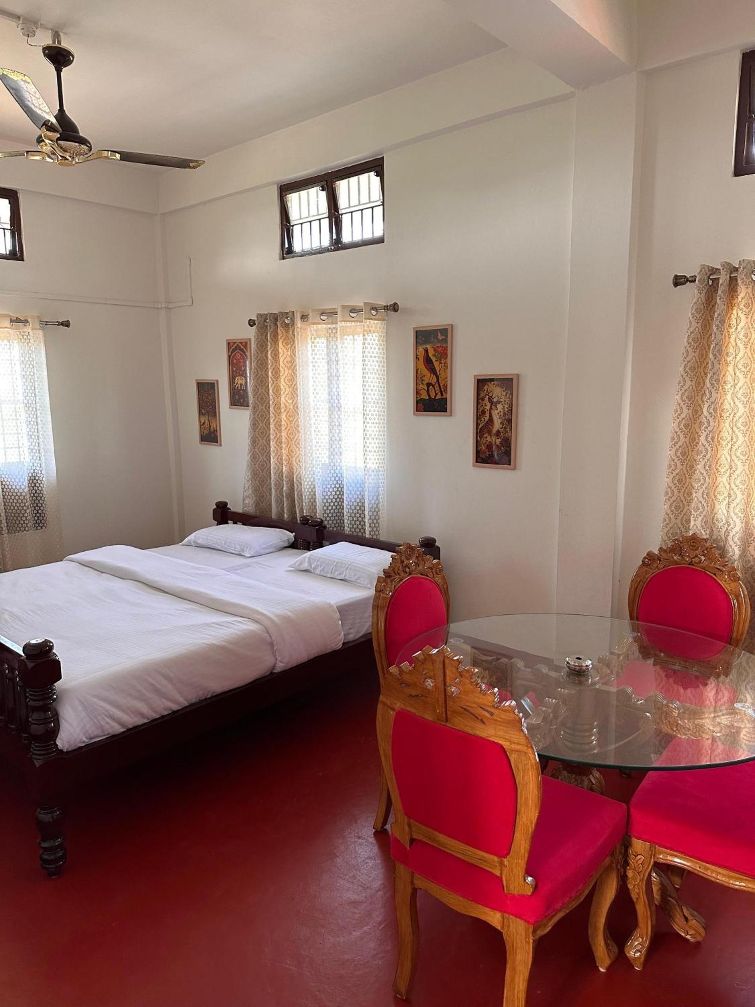 Protibha Homestay Sivasagar ภายนอก รูปภาพ